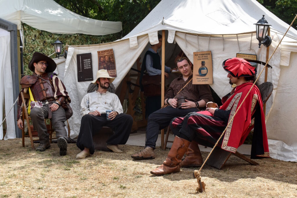 Pause bien méritée à la guilde des mercenaires